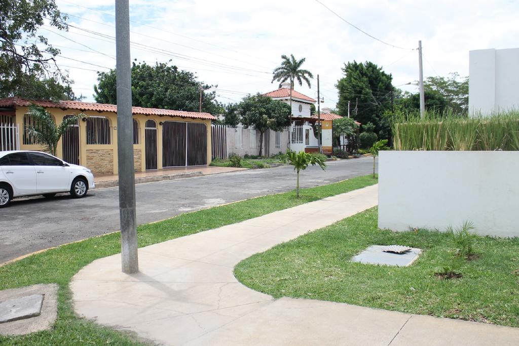 Hotel Aloha Managua Eksteriør billede